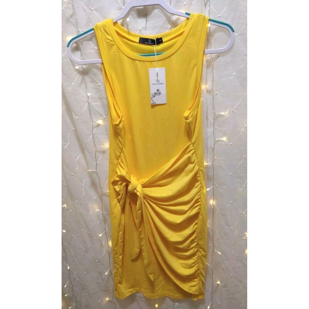LILLUSORY NWT WOMENS SMALL YELLOW MINI DRESS RUCHED KNOT ROUND NECK BODYCON CUTE